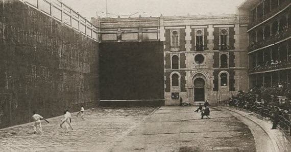 Frontón Beti Jai en Madrid