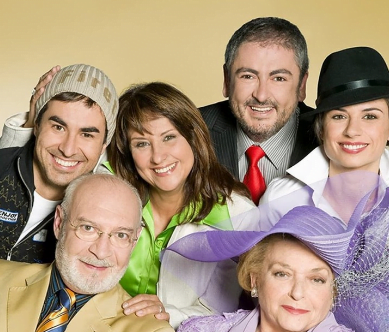Pepa y Avelino, Marina y Roberto y Sonia y Miguel los tres matrimonios